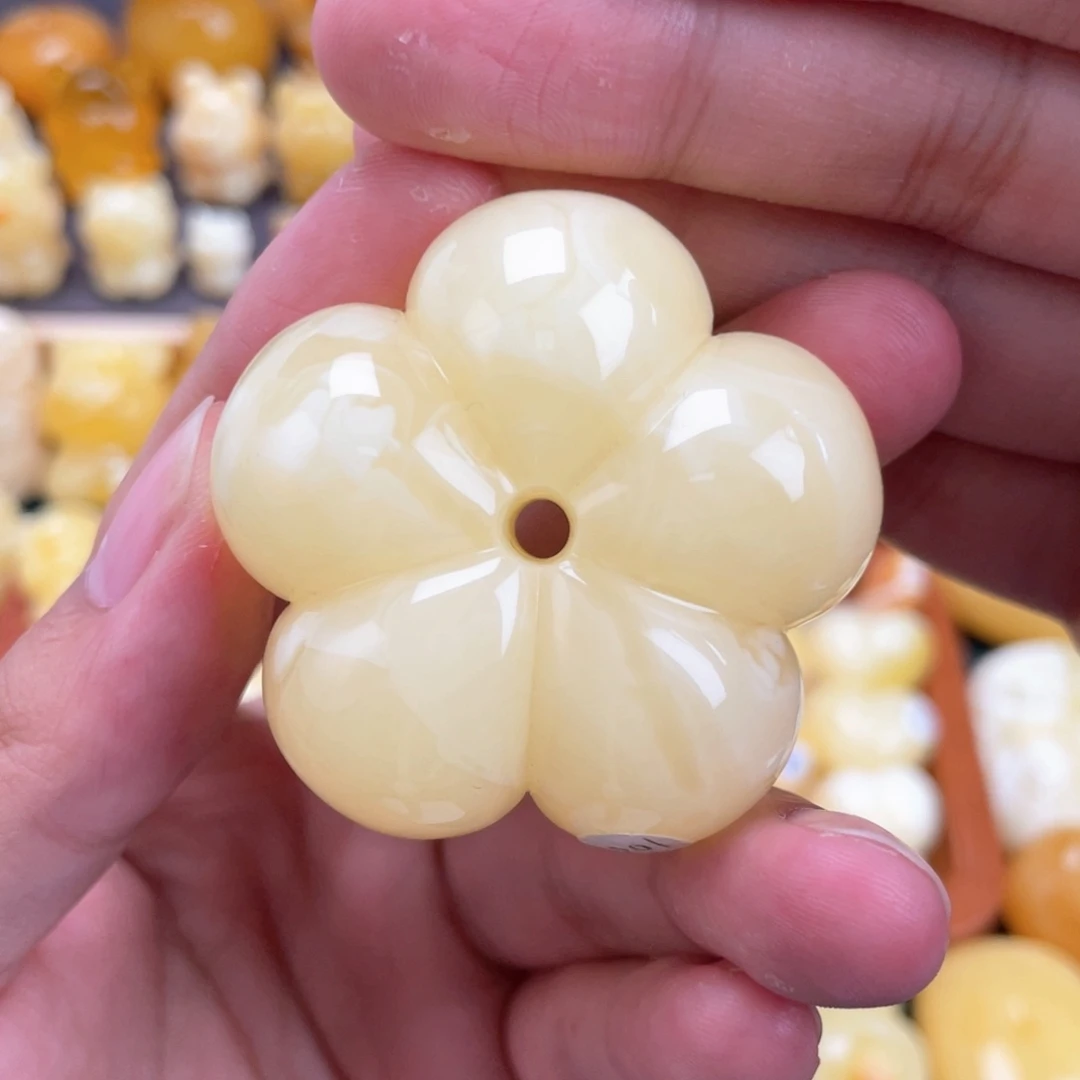 裸石琥珀未镶嵌蜜蜡