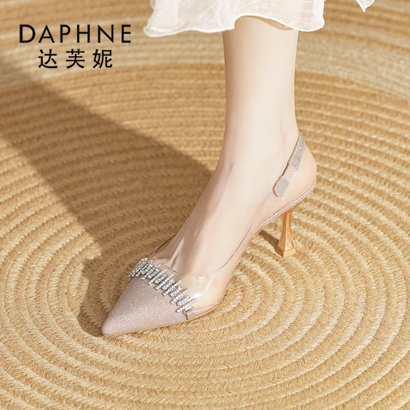 达芙妮气质洋气水钻透明高跟鞋女春夏季新款凉鞋细跟尖头后空单鞋