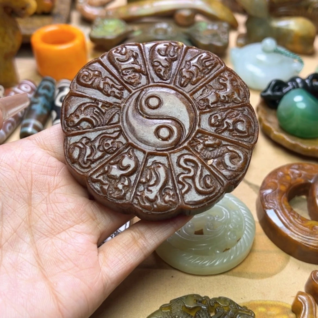 【闪购商品】蛇纹石玉颈饰未镶嵌