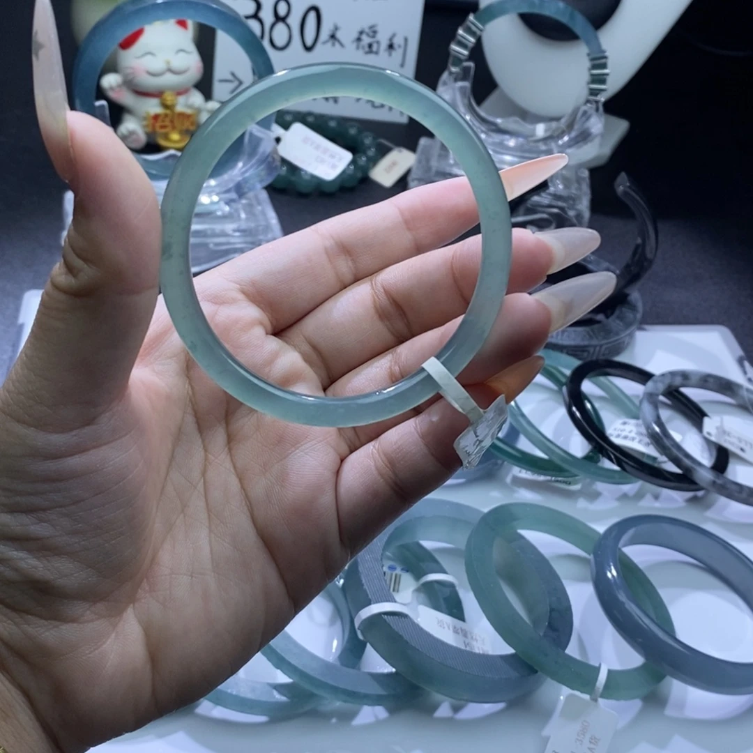 定制翡翠未镶嵌成品买断冰甜果绿