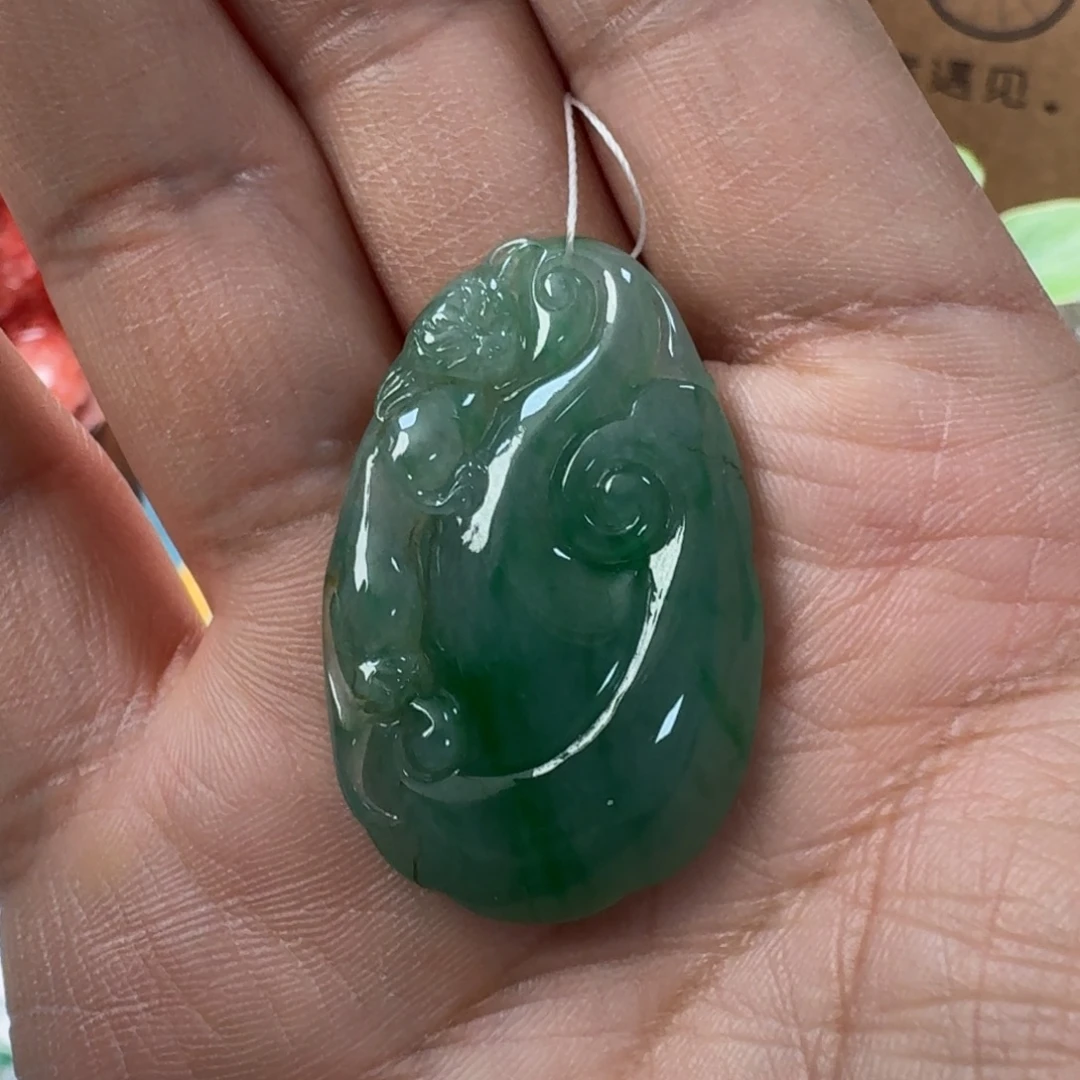 翡翠未镶嵌挂件翡翠挂件