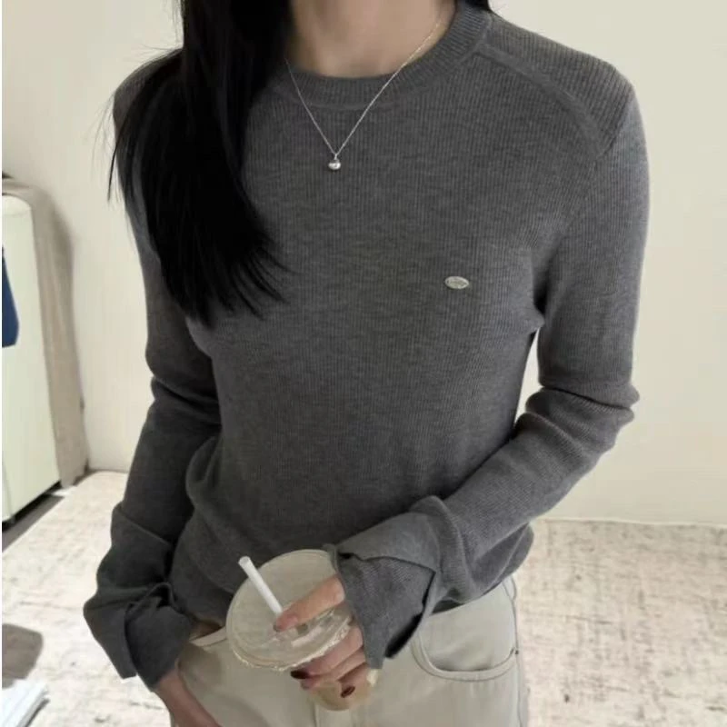 新款精纯简约百搭纯色水溶9016圆领针织打底衫女