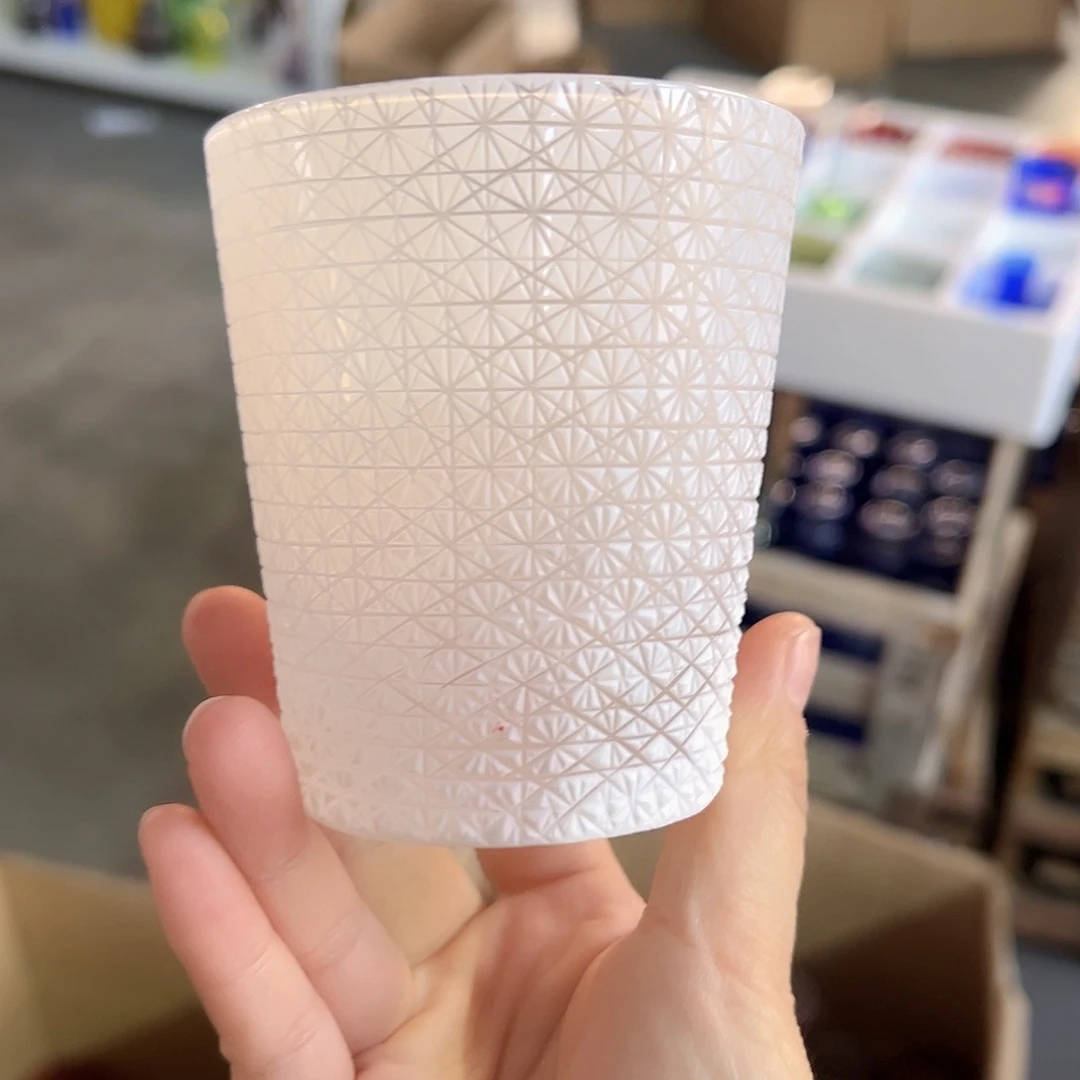 平底款水晶玻璃微瑕一个