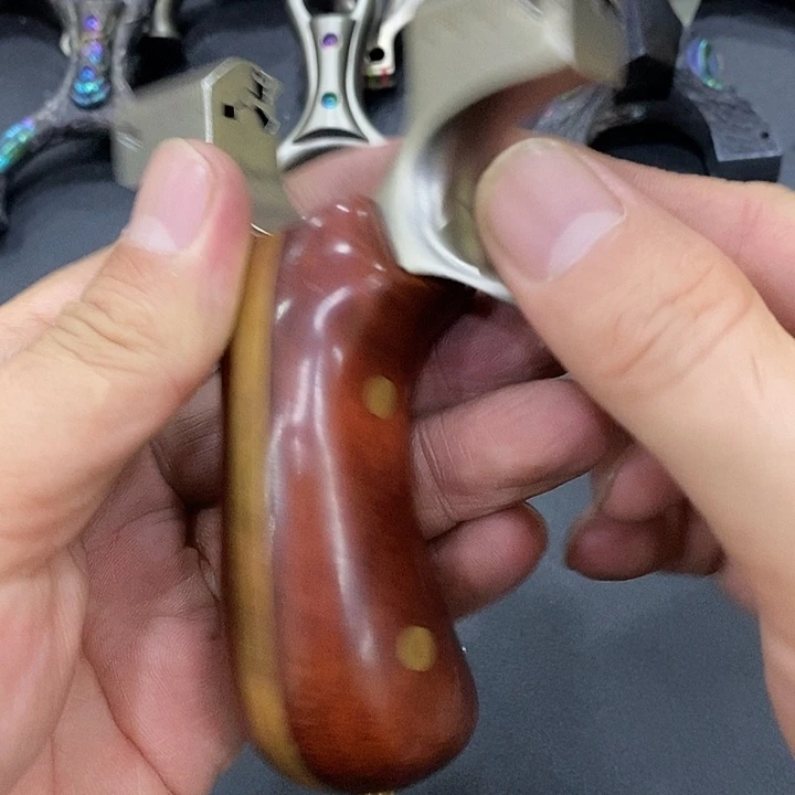 黄***学2937号瑕疵大象裸弓