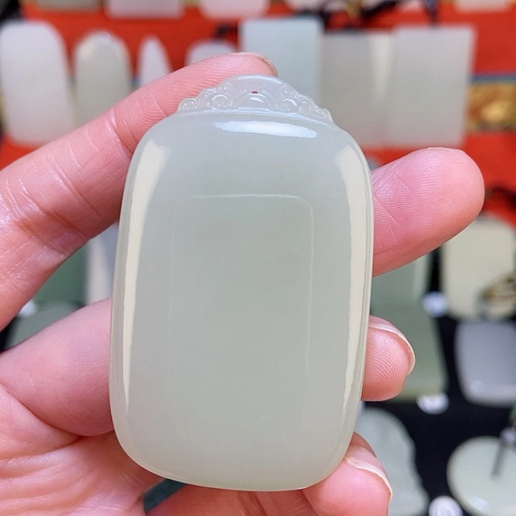 【闪购商品】颈饰未镶嵌和田玉