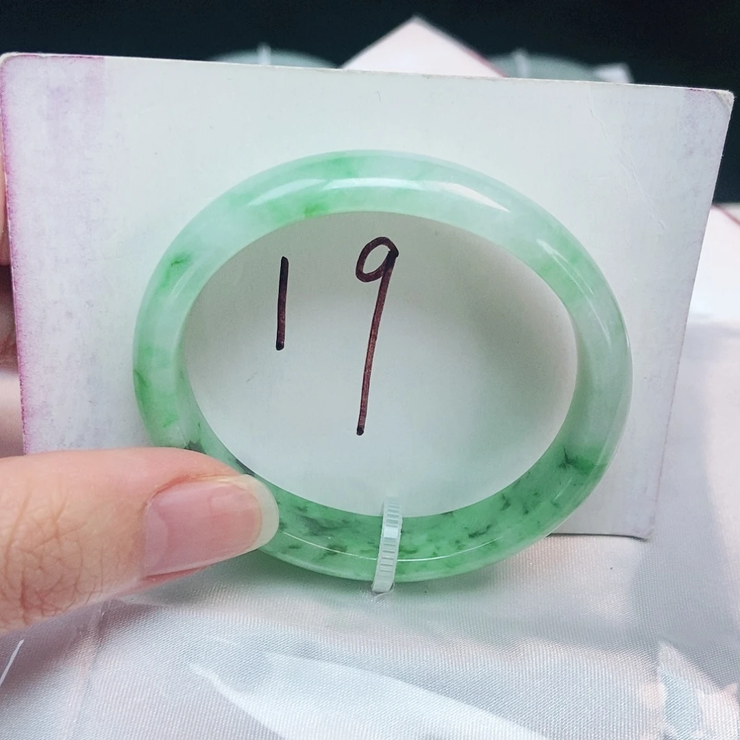 未镶嵌手镯翡翠贵妃52.4