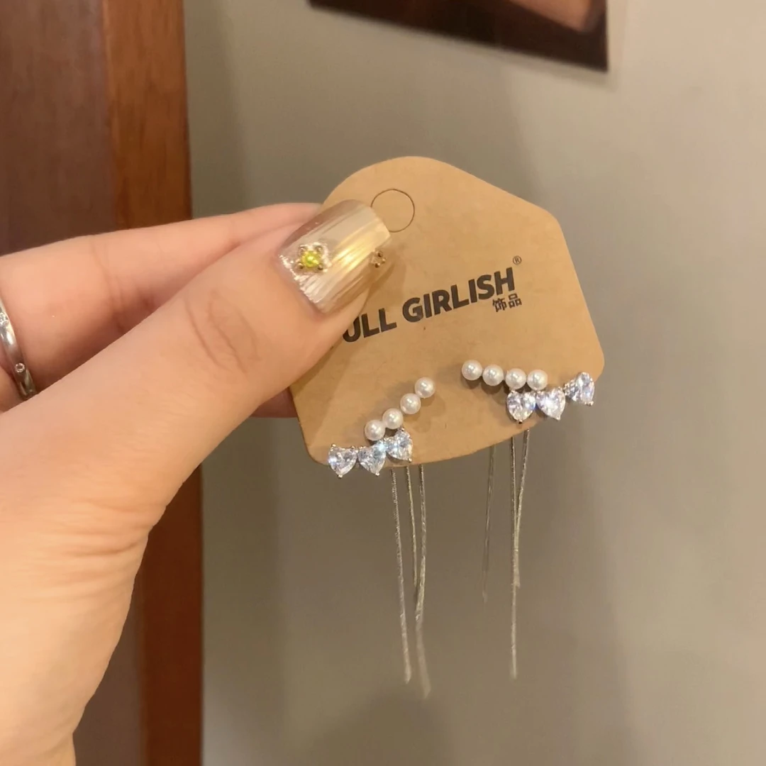 铜合金耳饰 爱心流苏耳环2025新款爆款高级感耳钉925银针耳坠饰品