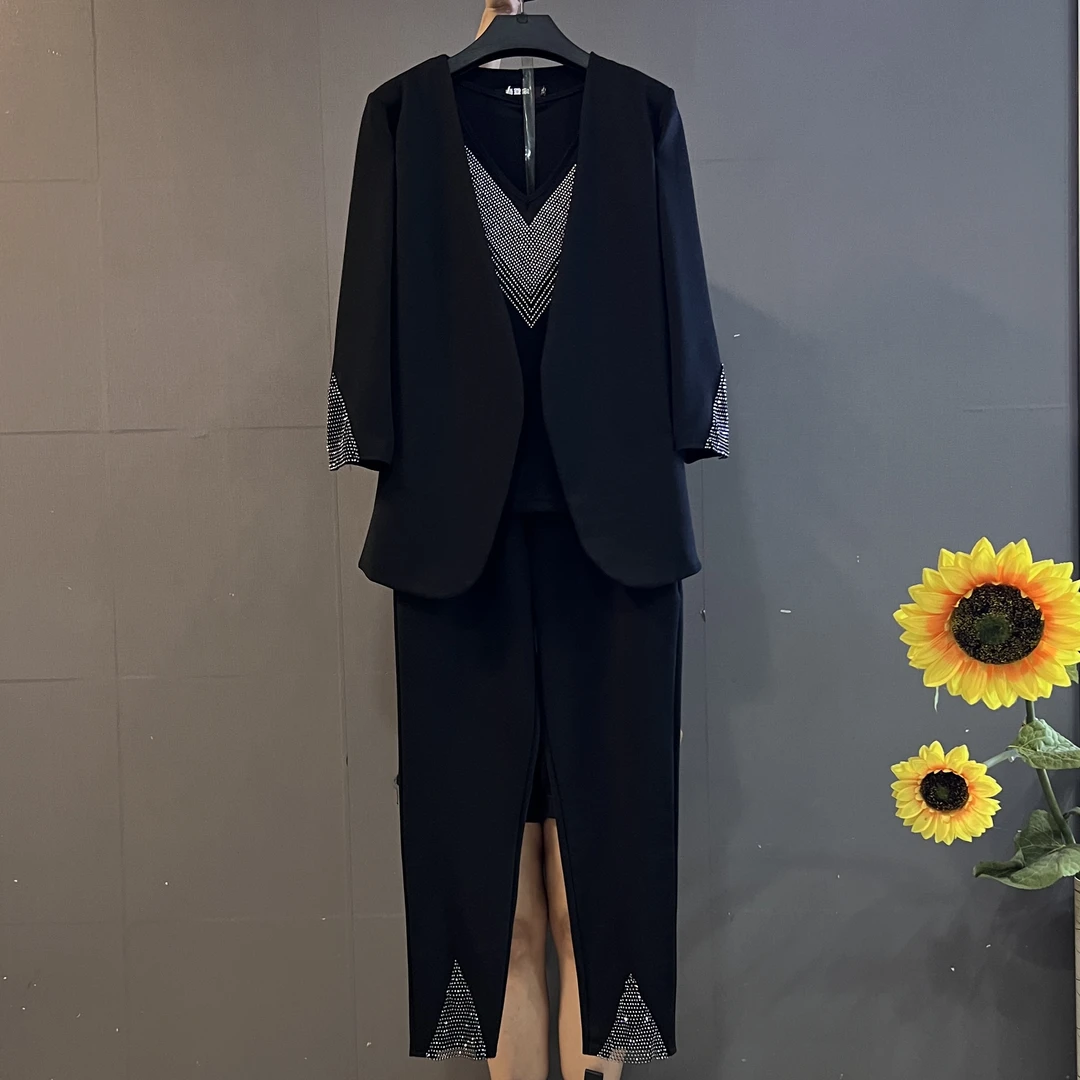 新款高品质重工烫钻气质显瘦宽松遮肚三件套套装