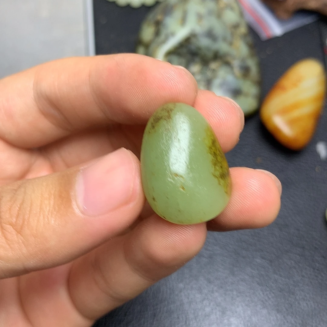 未镶嵌和田玉挂件