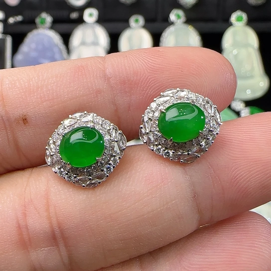 K***宝翡翠18K金镶嵌耳饰天然翡翠