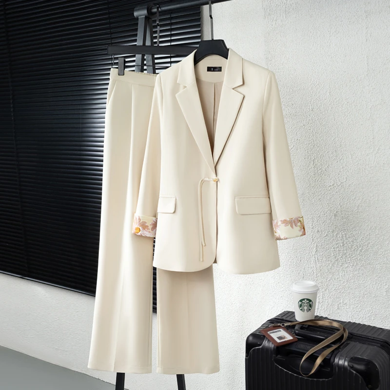 新中式西装套装女2025新款春秋款设计感小众高级感休闲小西服外套