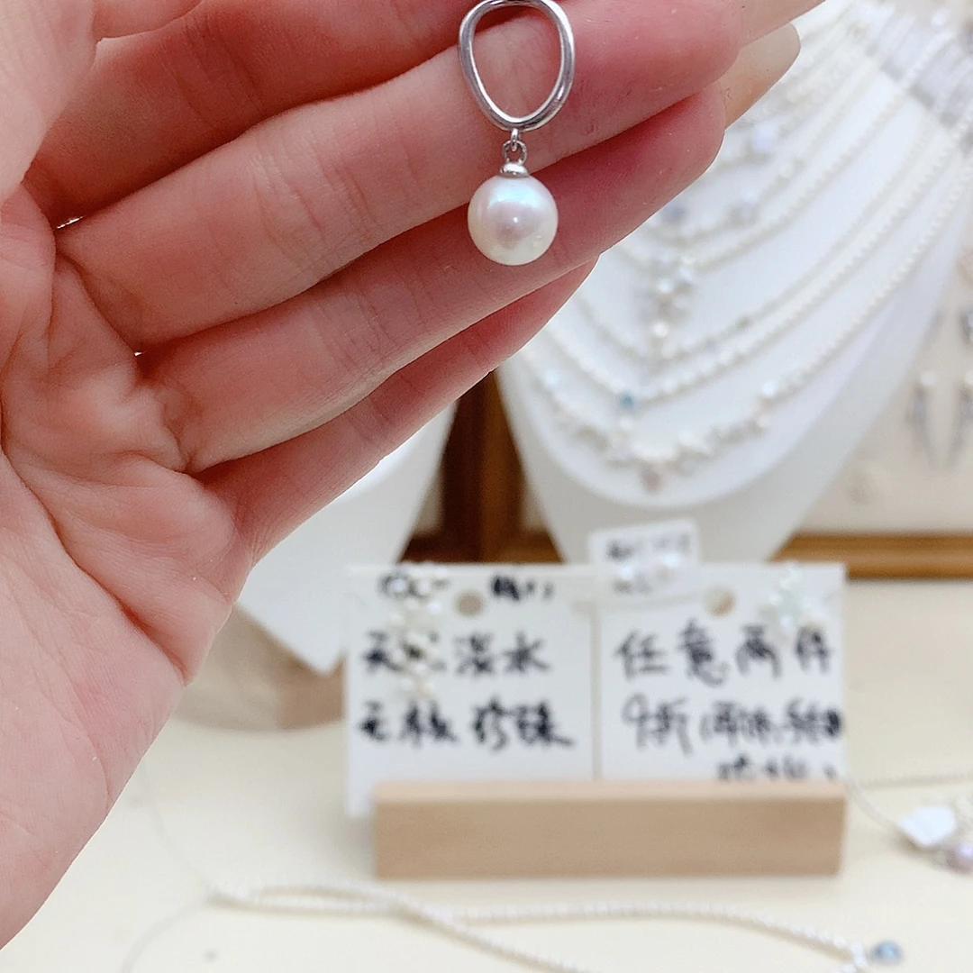 颈饰银S925镶嵌淡水珍珠