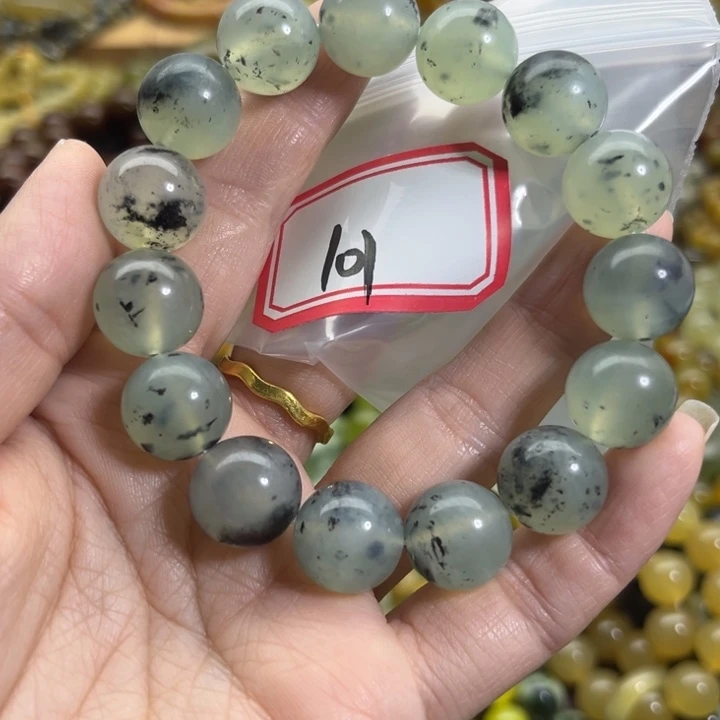 未镶嵌蛇纹石玉手链
