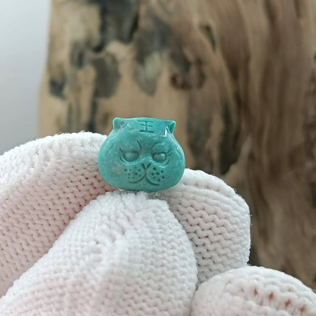 原矿绿松石高瓷精雕可爱老虎