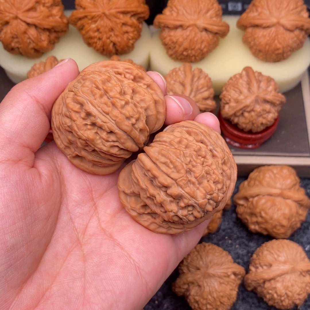 文玩核桃把件用****9毕业四座楼45