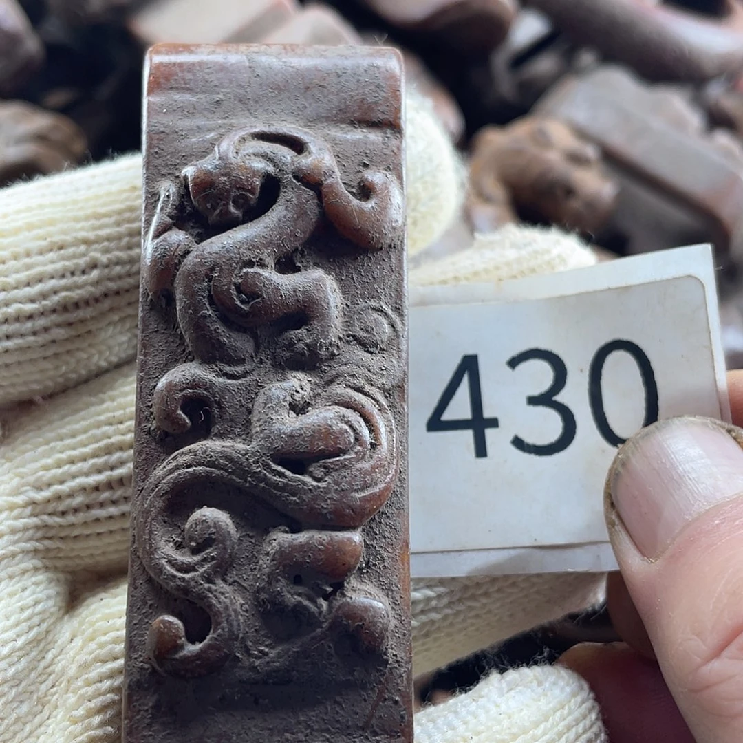 和田玉（糖玉）未镶嵌挂件