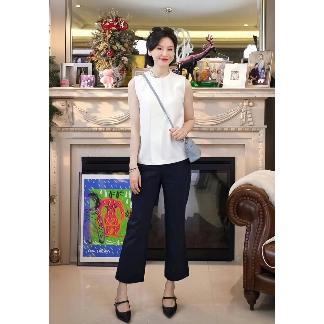 我是摩羯 女主持人 30MM6A级桑蚕丝弹力重绉休闲柔软夏真丝背心