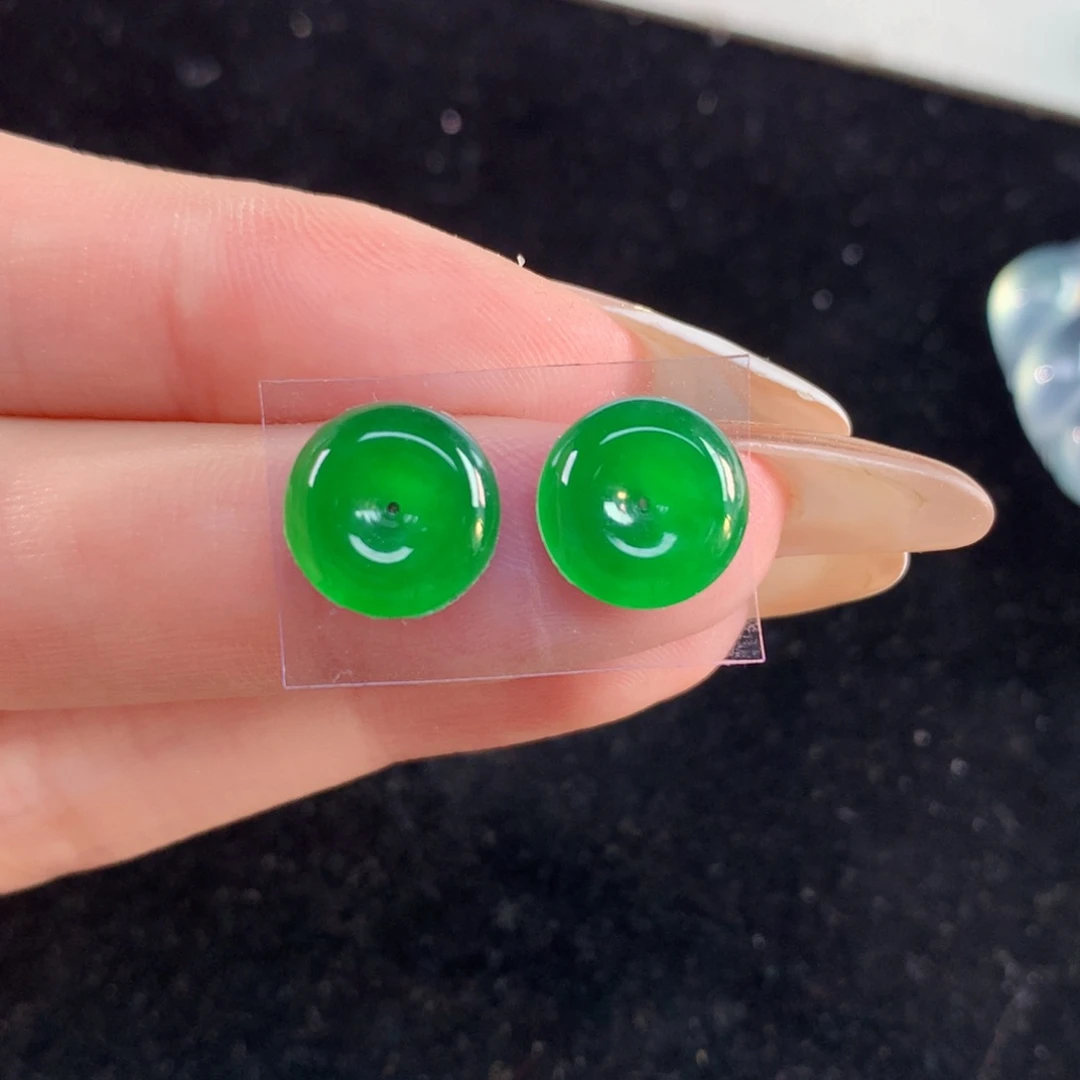 翡翠裸石10.5-3.41一对扣子