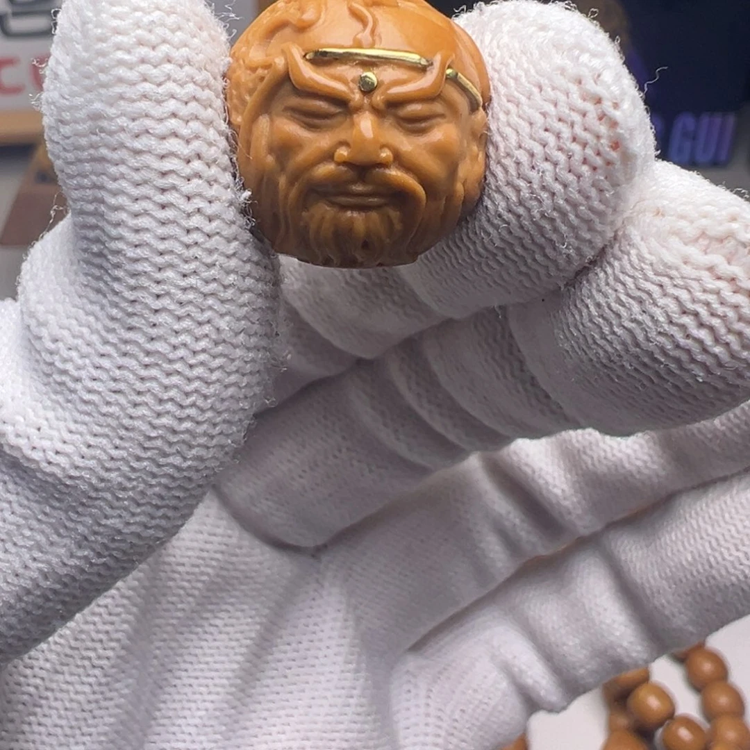 文玩核桃把件镶嵌款玉龙关公18左右尺寸全品有正常封口线