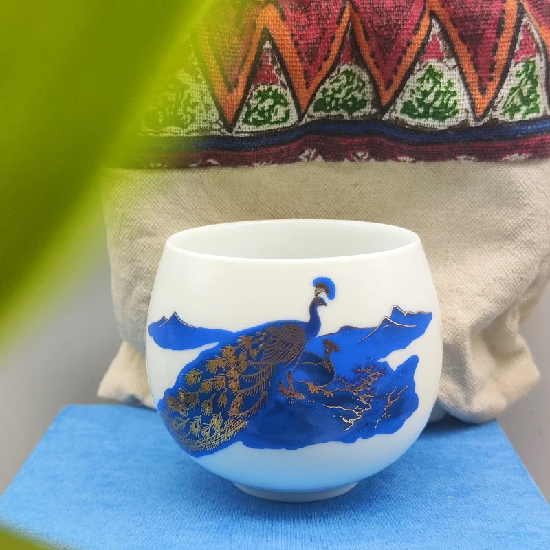 白瓷蓝孔雀遇热变色中式陶瓷孔雀主人杯功夫个人茶杯珐琅彩创意杯