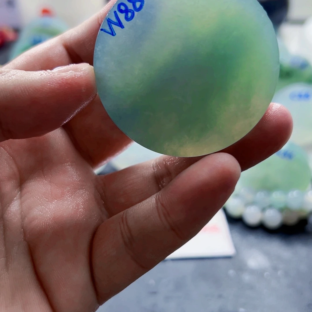 欧***赵定制翡翠未镶嵌9899