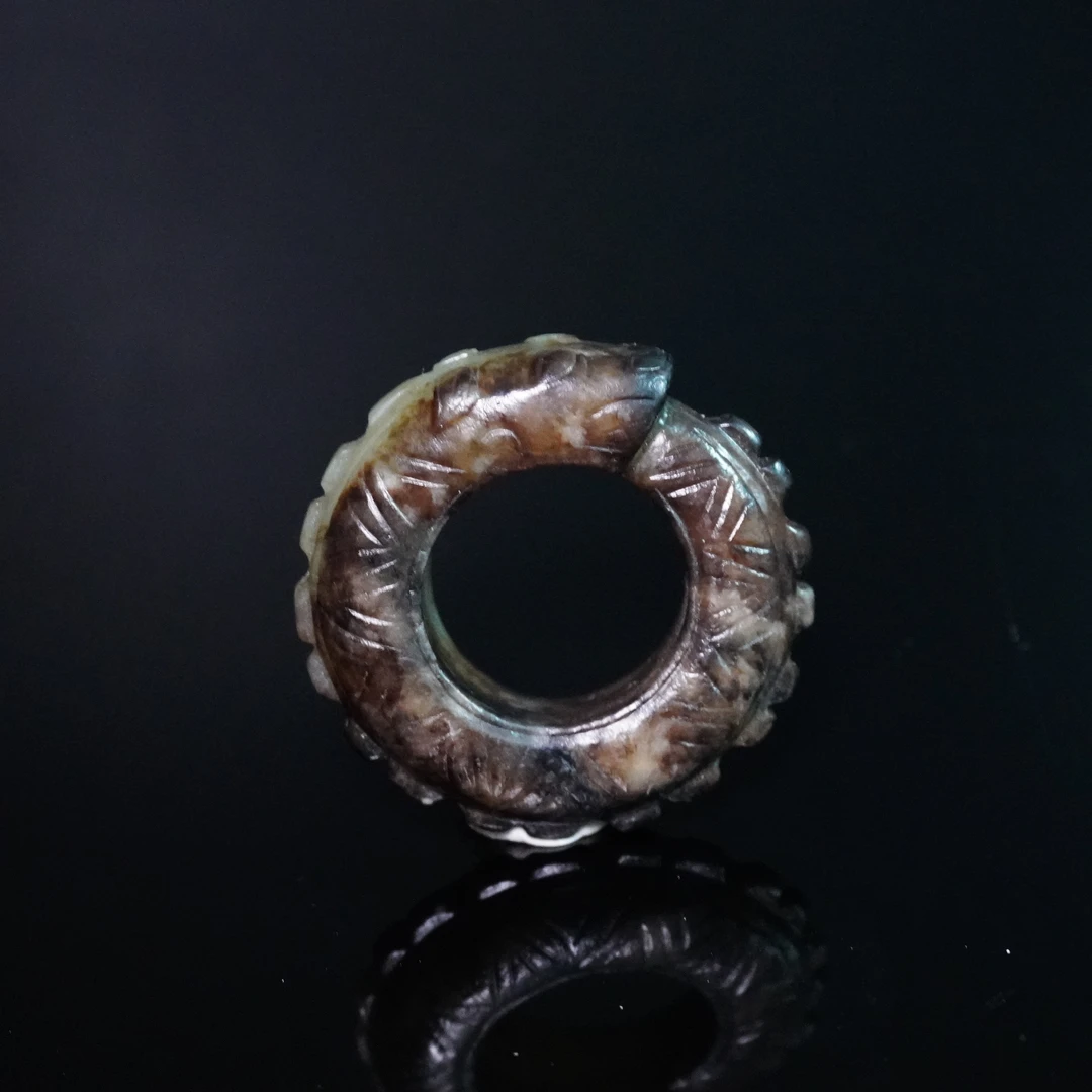清代和田玉仿古咬尾龙纹环/062350/收藏/传承/【友谊文物商店】