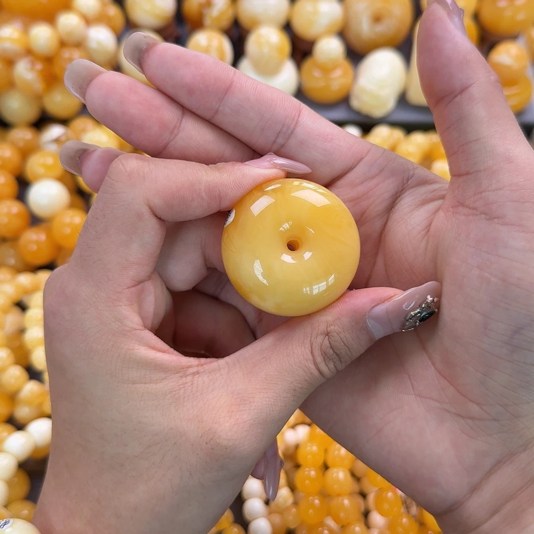 蜜蜡未镶嵌珠宝奇石21g