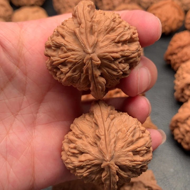 文玩核桃吊坠叶**-狮子头