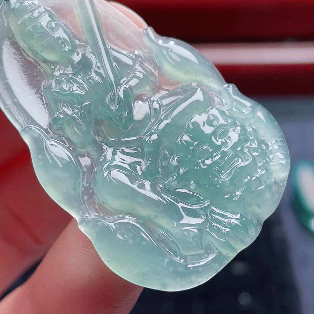 翡翠颈饰未镶嵌24，