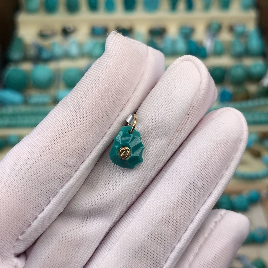 绿松石18K金镶嵌珠宝奇石