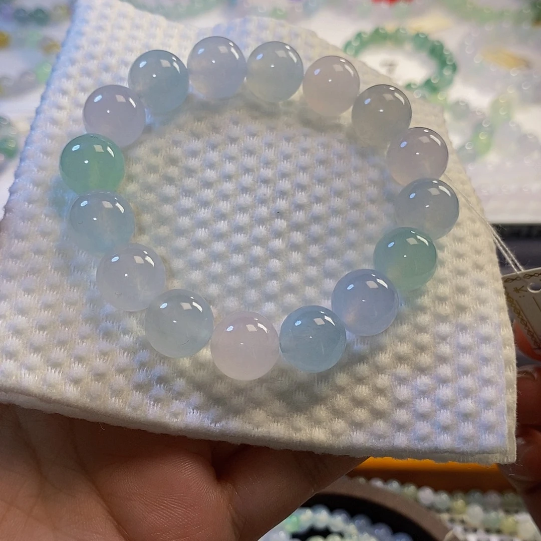定制翡翠未镶嵌翡翠.