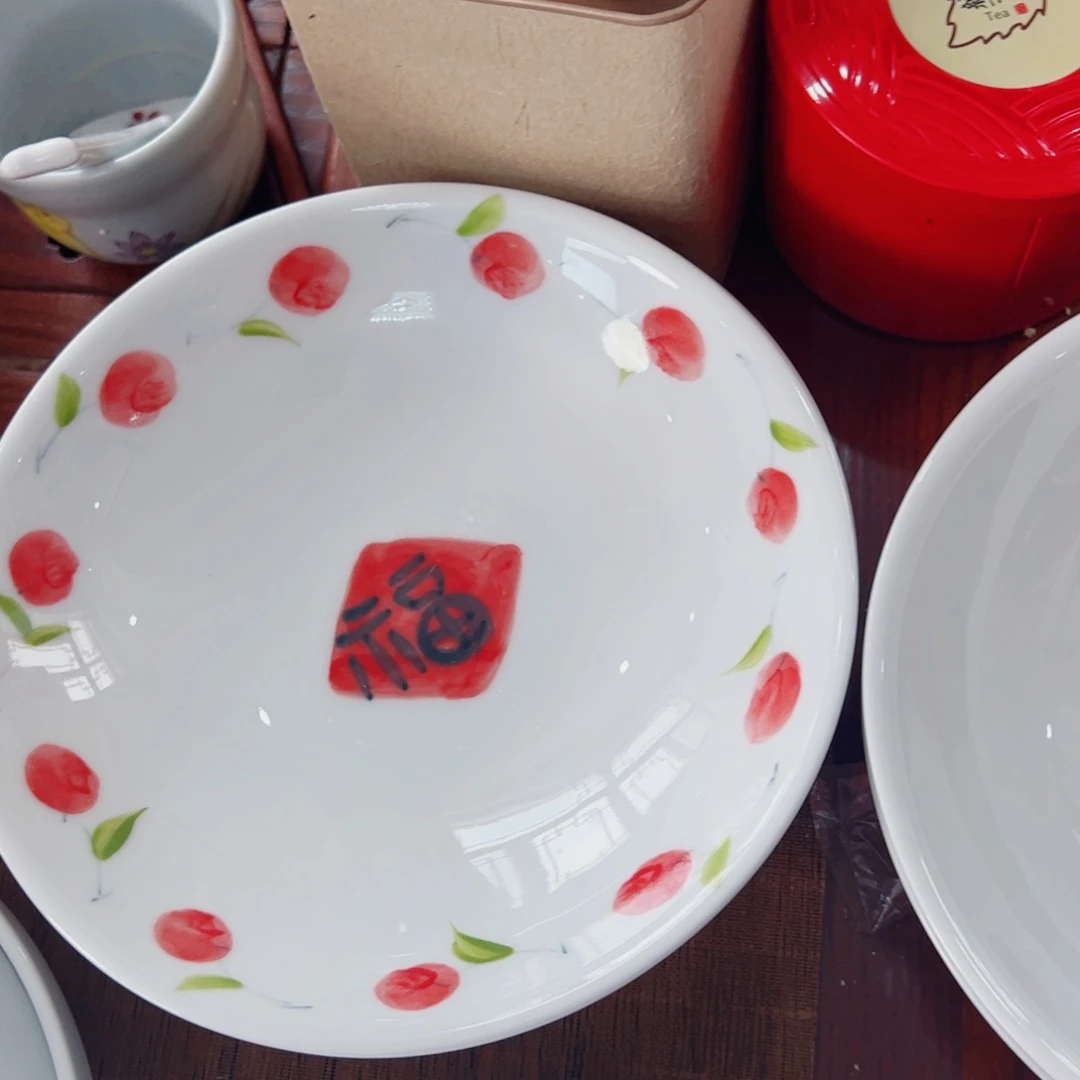 景德镇陶瓷手工手绘制作