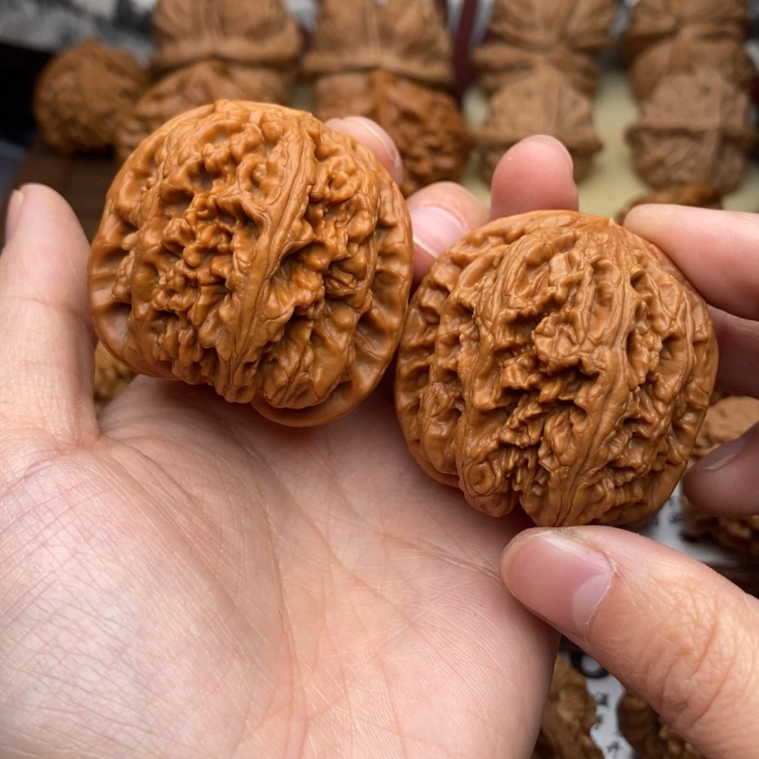 文玩核桃把件260号44粗筋