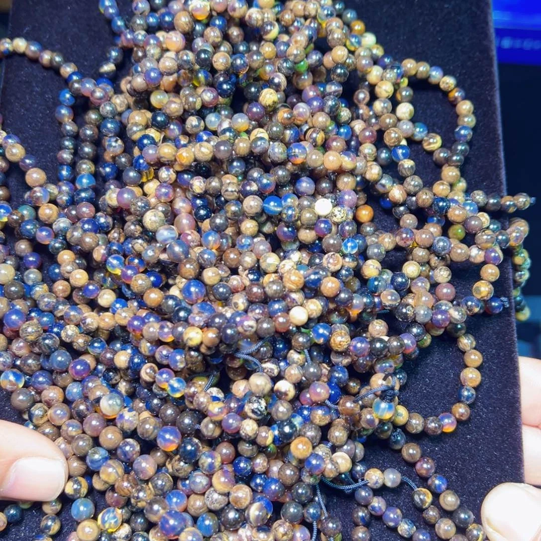 琥珀裸石未镶嵌缅甸琥珀多样性发货其中一件