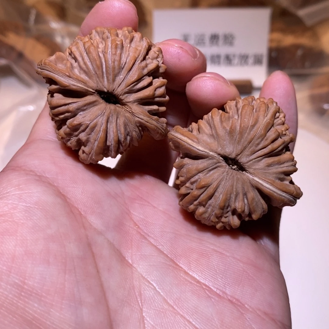 文玩核桃吊坠四座楼
