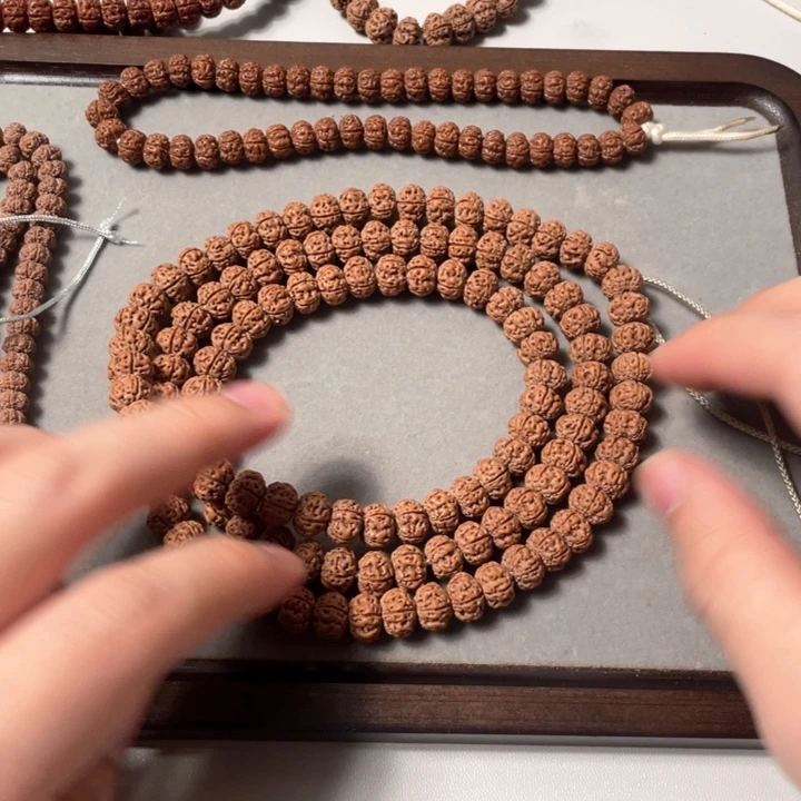 金刚菩提吊坠H**c凹底梅花108 9.5