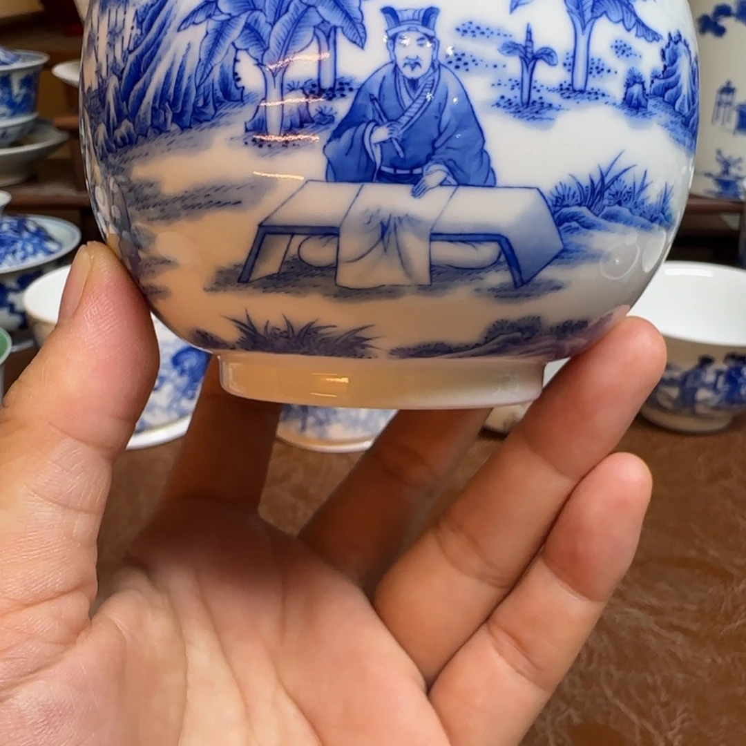 今天晚上的月亮很美