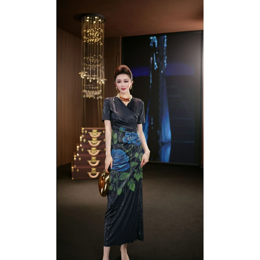 (娴儿)-显瘦轻奢长款法式设计师连衣裙D1150