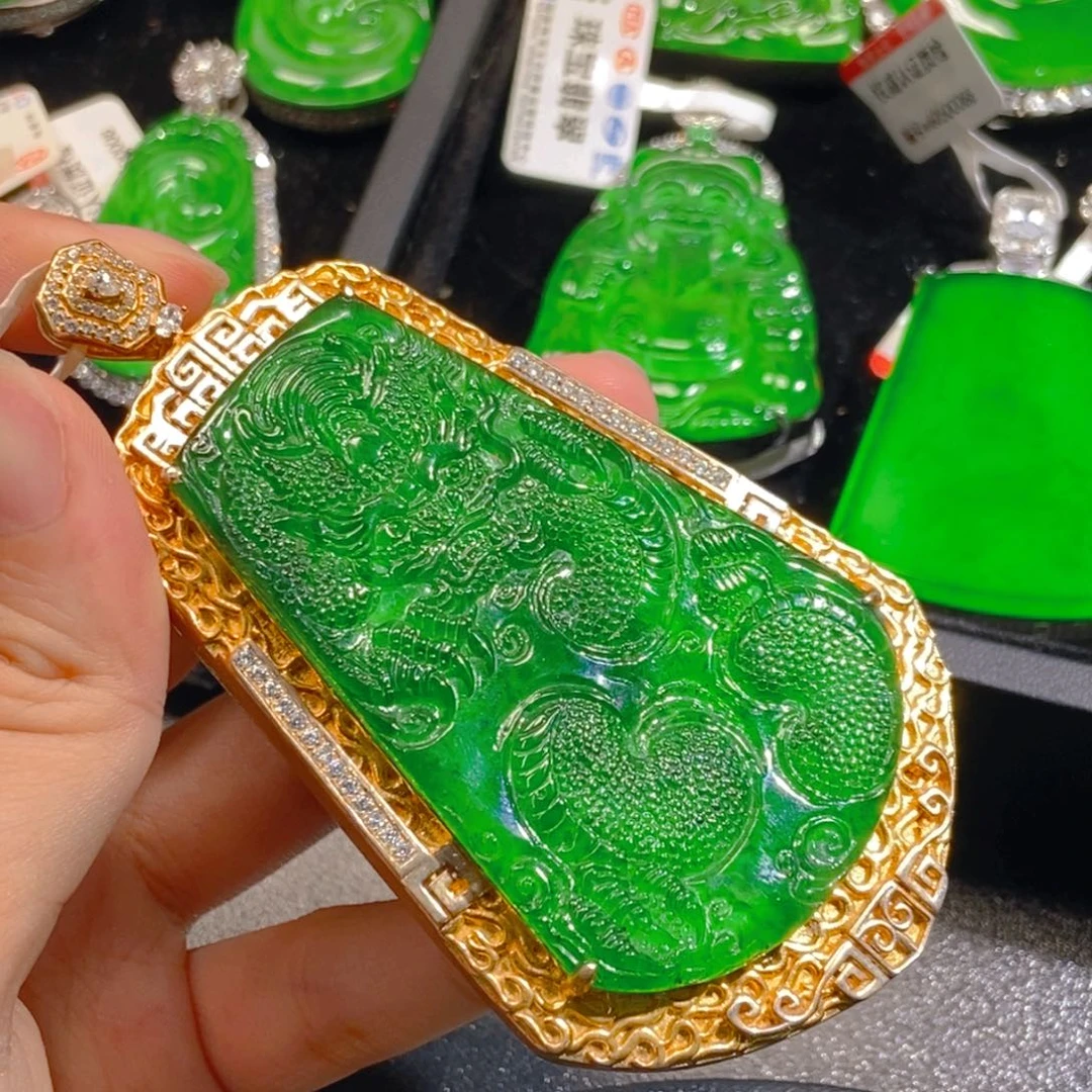翡翠未镶嵌吊坠(不含链)