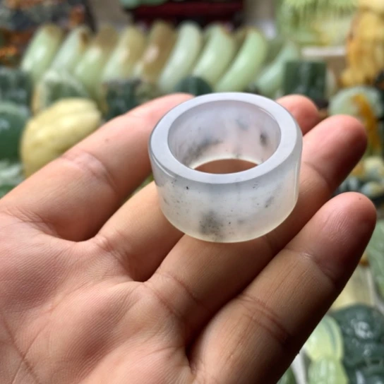 蛇纹石玉未镶嵌岫玉手把件