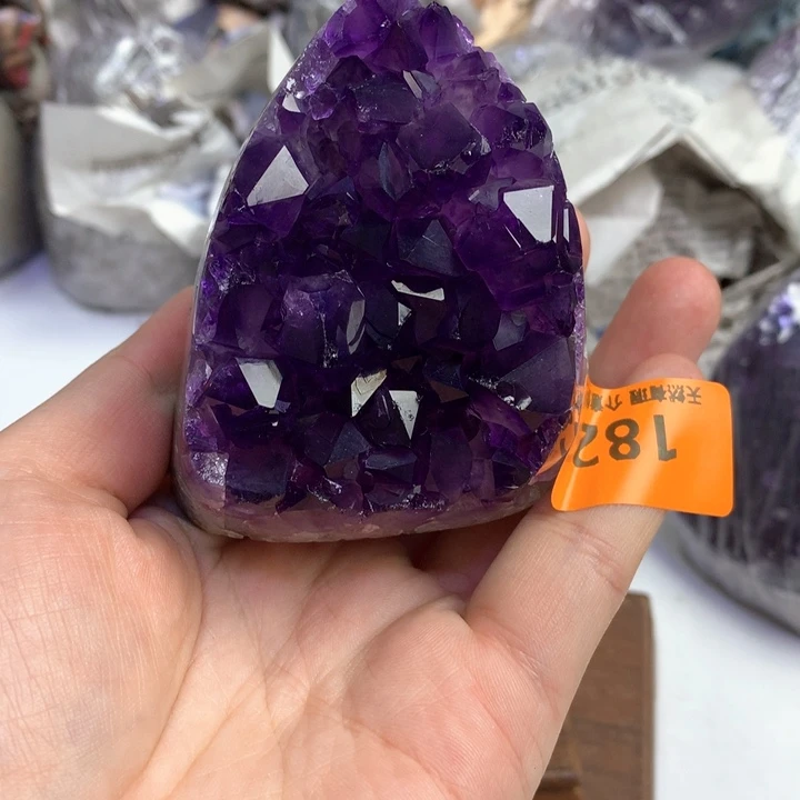 紫晶大型摆件（非配饰）未镶嵌