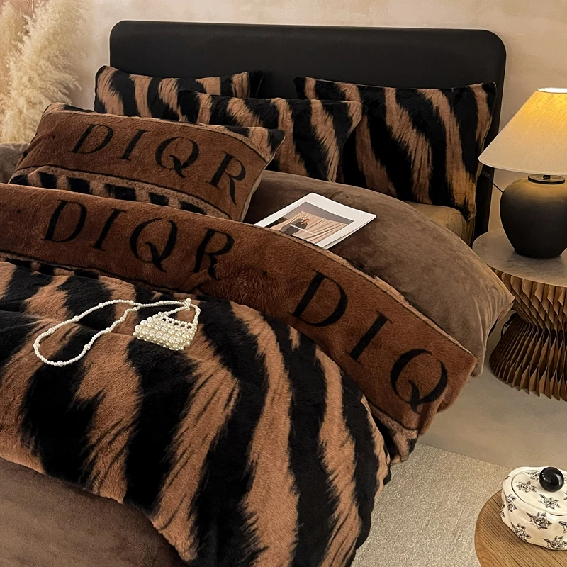 封神！美拉德高级感兔毛绒四件套双面绒被套牛奶绒防静电床品套件