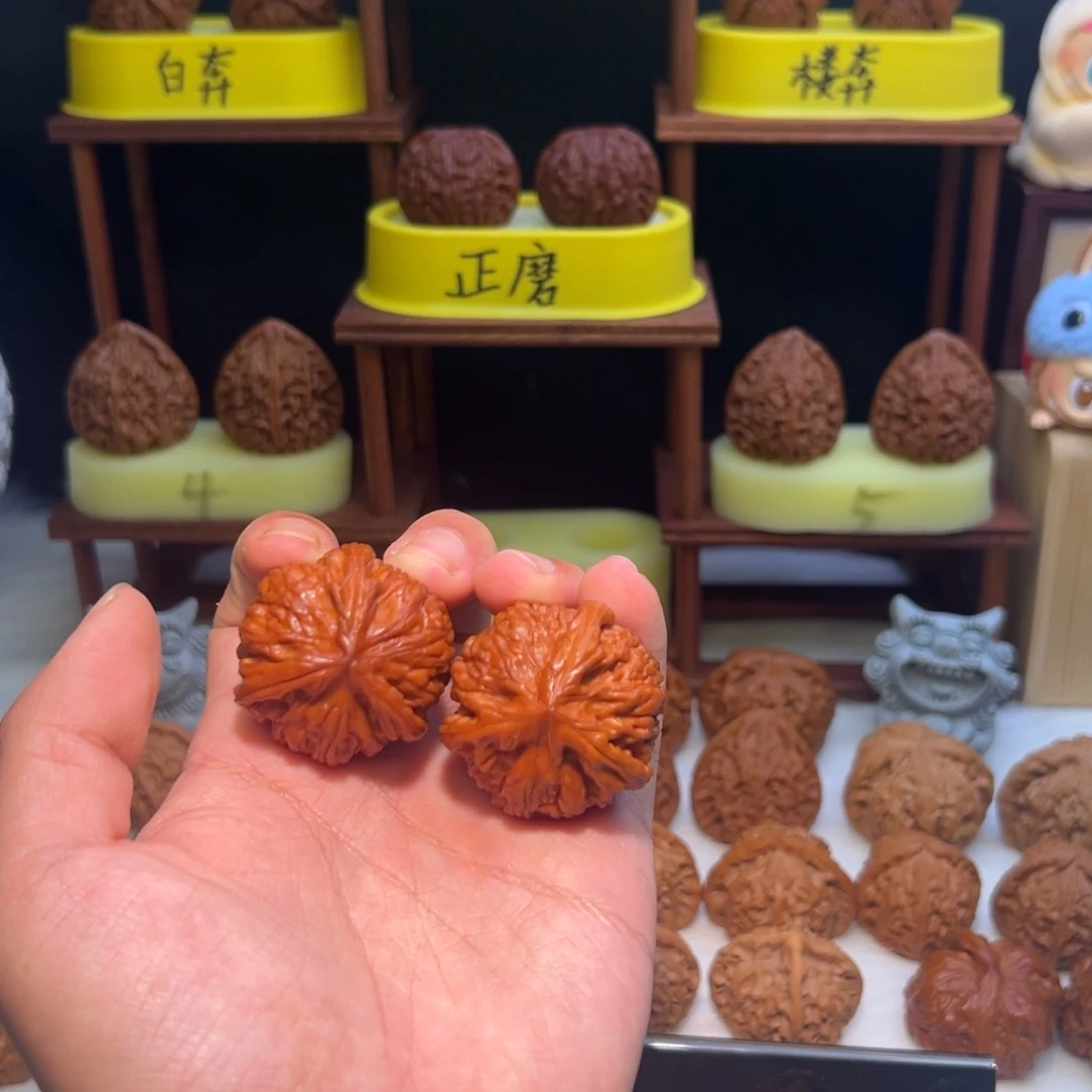 文玩核桃吊坠【球奔】全品38.5御龙