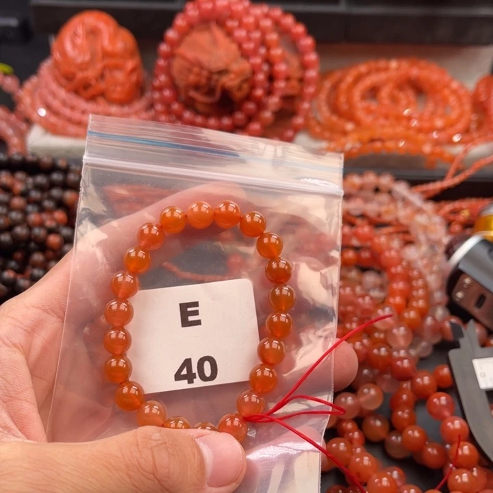 南红玛瑙未镶嵌多样性发货默认微瑕称重8mm