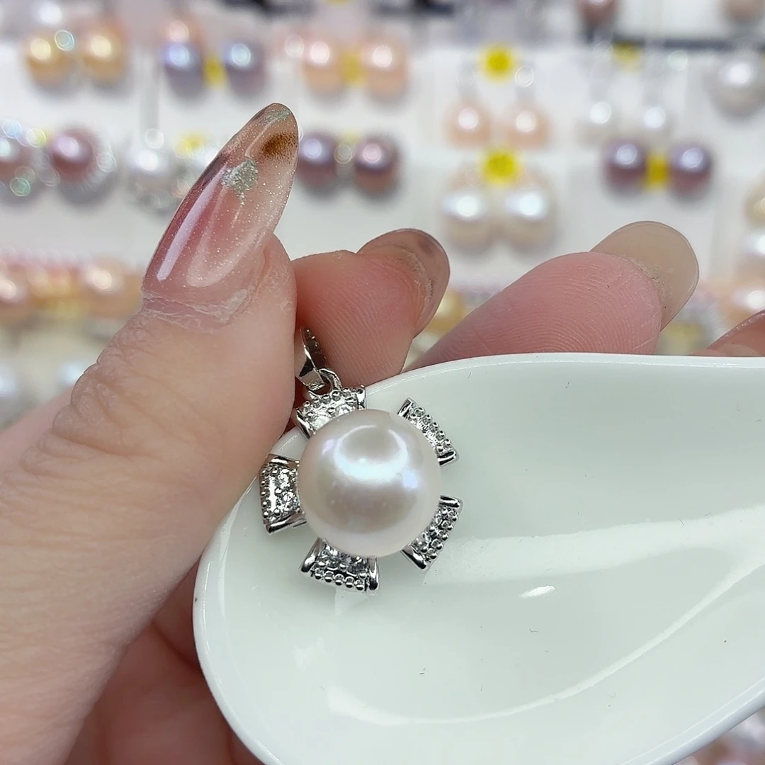 淡水珍珠合金颈饰