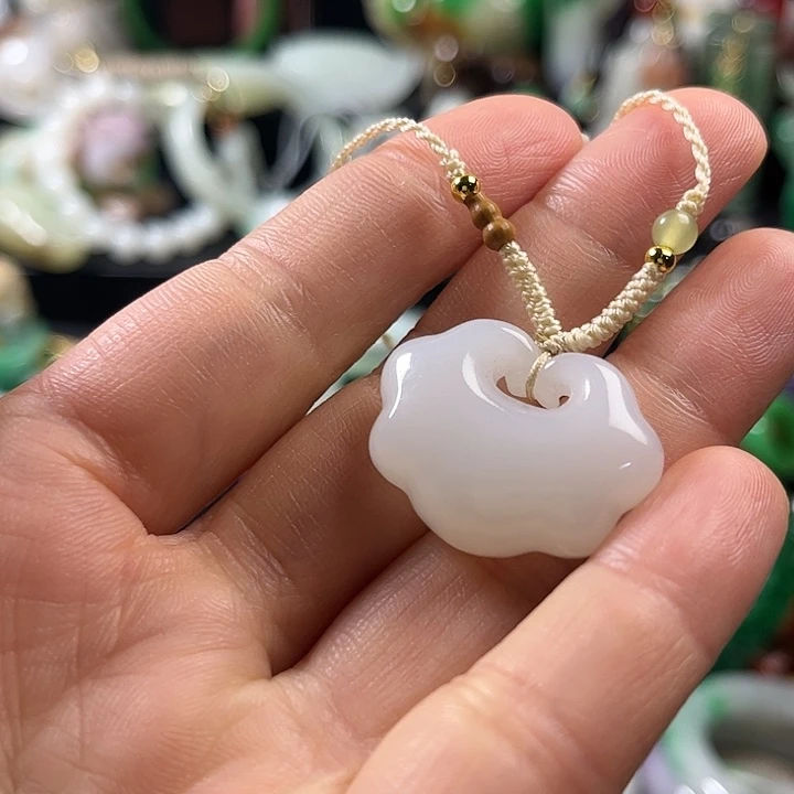 欢***姐翡翠未镶嵌颈饰翡翠未镶嵌颈饰