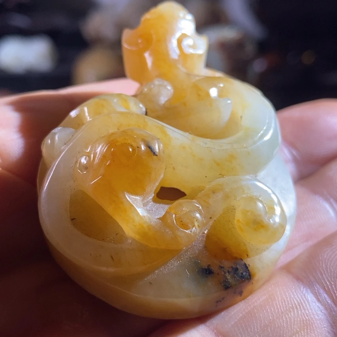 和田玉（糖玉）颈饰未镶嵌