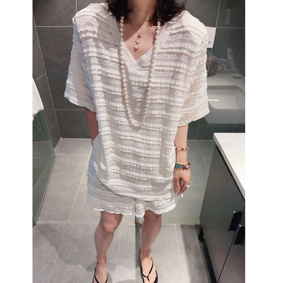 十三行欧货褶皱洋气两件套宽松显瘦减龄短袖短裤套装女