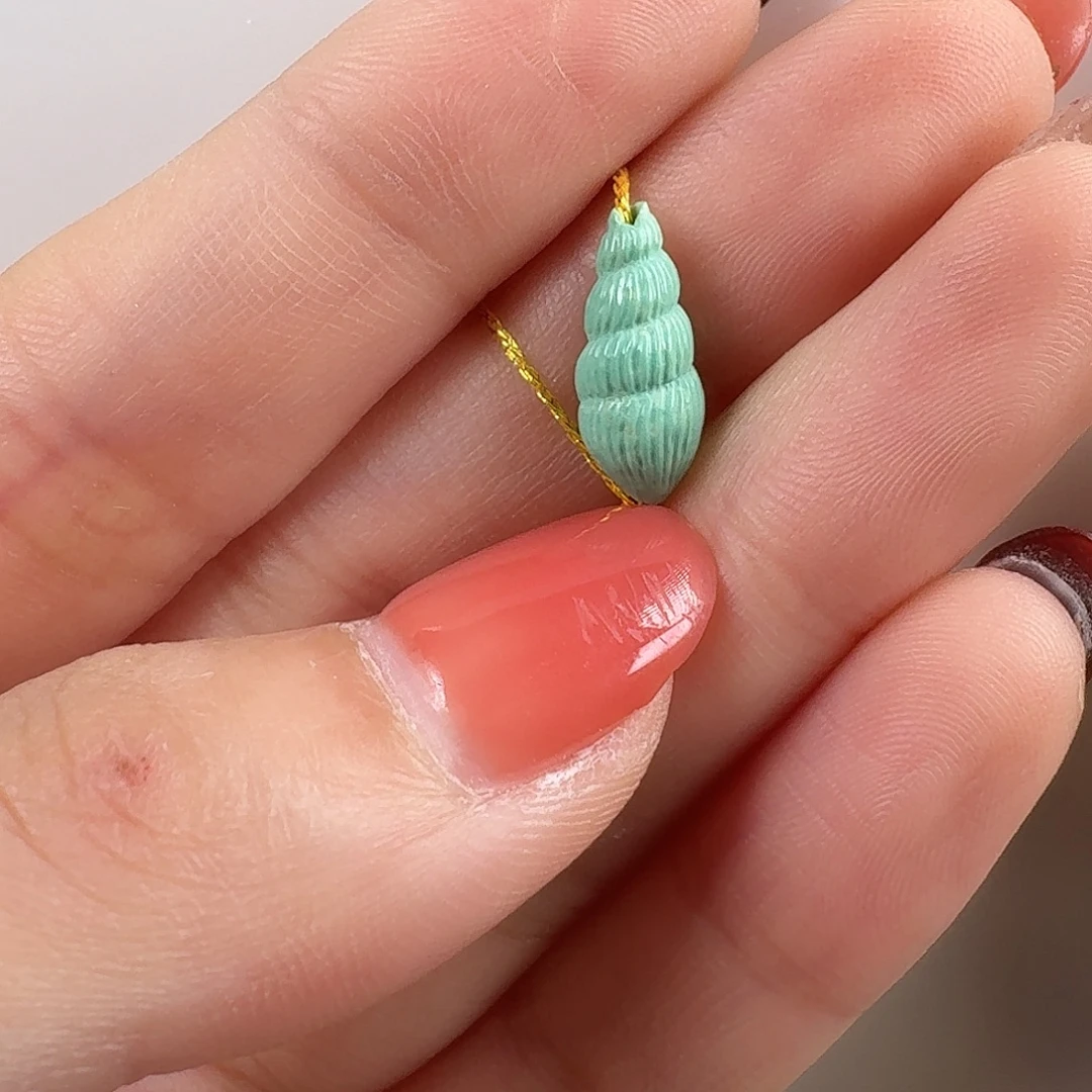 绿松石未镶嵌挂件