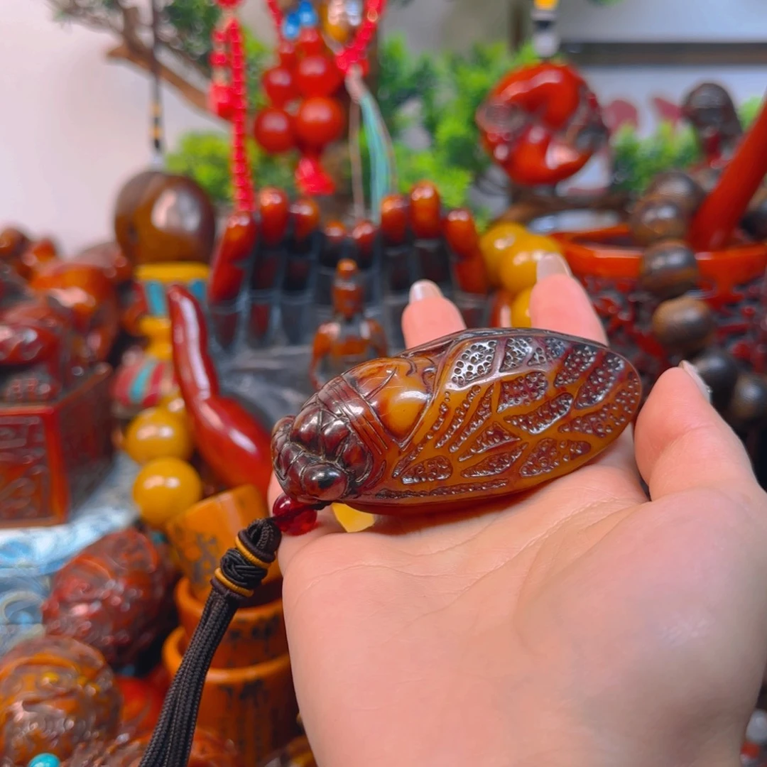 琥珀裸石未镶嵌手把